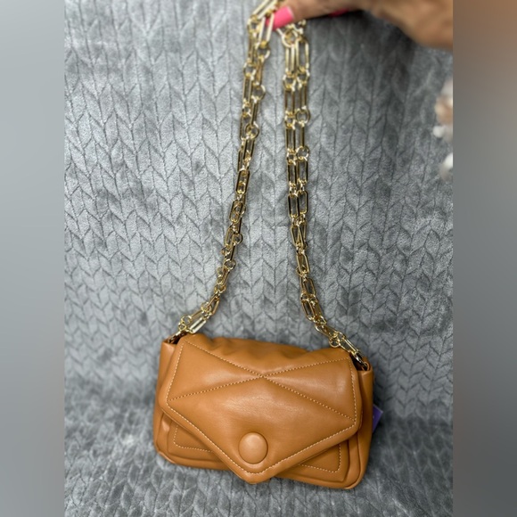 H.O.W. House Of Want - NWT Spendid Shoulder Crossbody, Toffee. - Picture 3 of 14